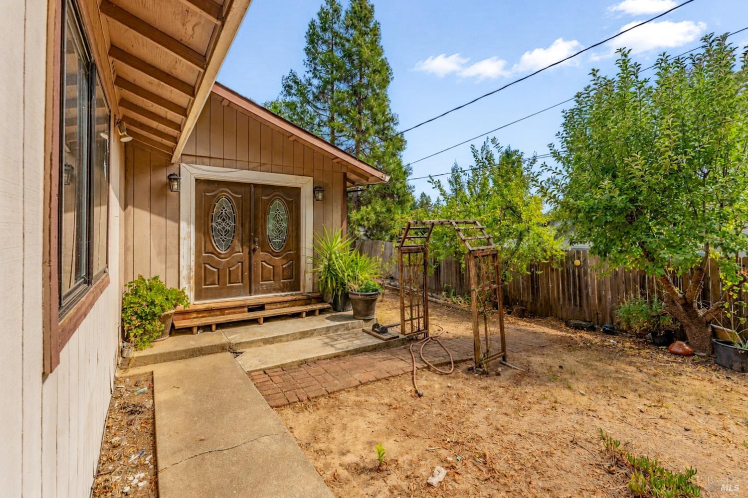 1471 Harrah Place Willits CA 95490