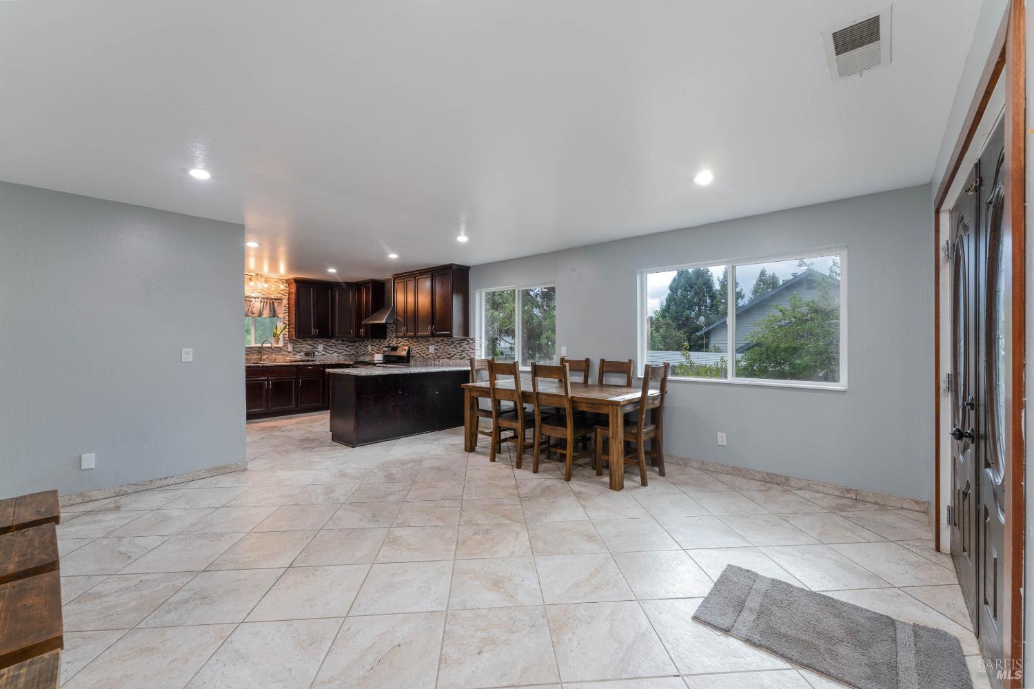 1471 Harrah Place Willits CA 95490