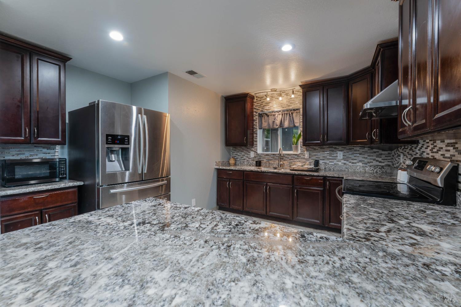 1471 Harrah Place Willits CA 95490