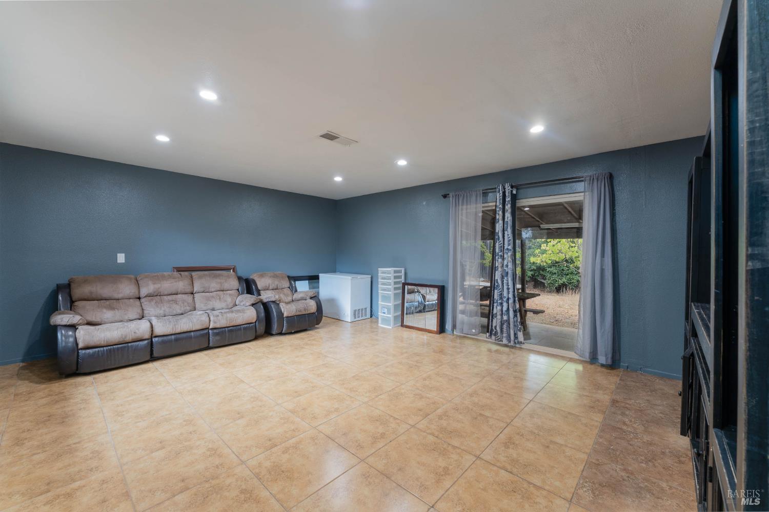 1471 Harrah Place Willits CA 95490