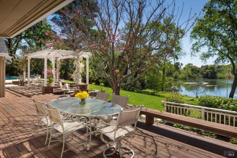 2399 Sobre Vista Road Sonoma CA 95476
