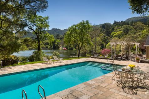 2399 Sobre Vista Road Sonoma CA 95476