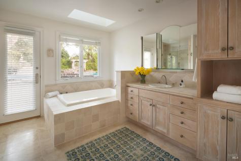 2399 Sobre Vista Road Sonoma CA 95476