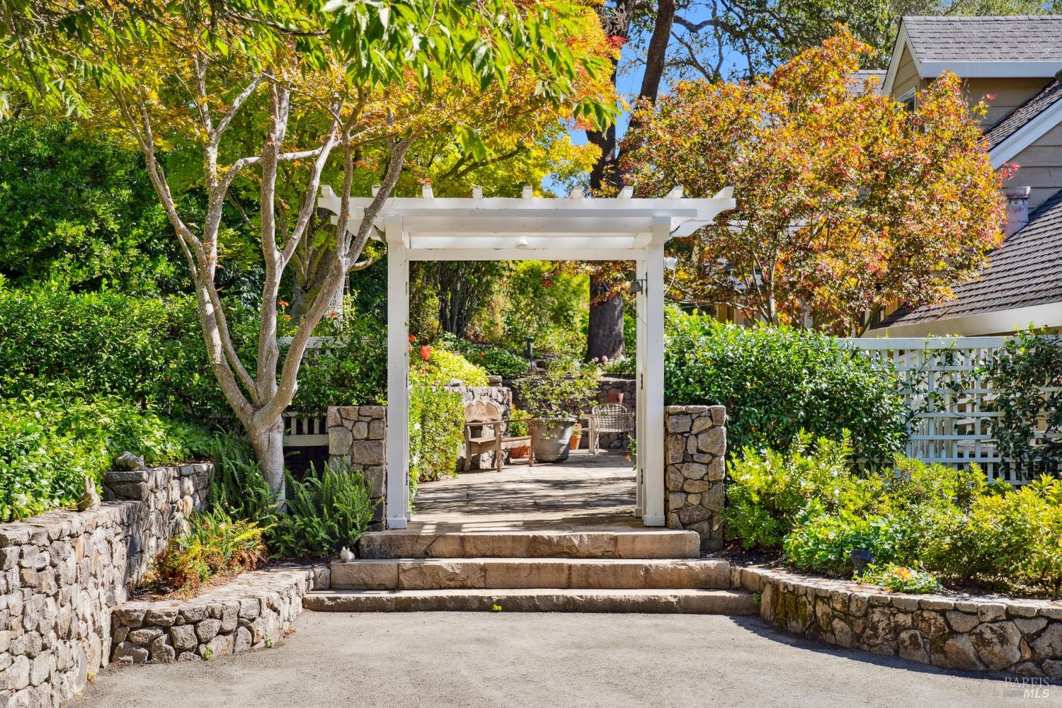 2399 Sobre Vista Road Sonoma CA 95476