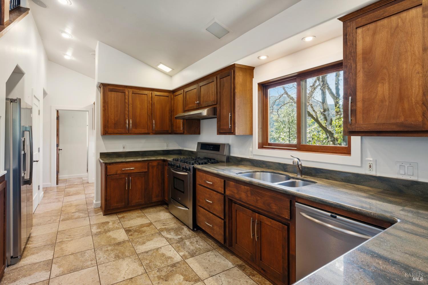18210 Old Ukiah Pine Road Potter Valley CA 95469