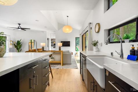 2563 Mill Creek Road Healdsburg CA 95448