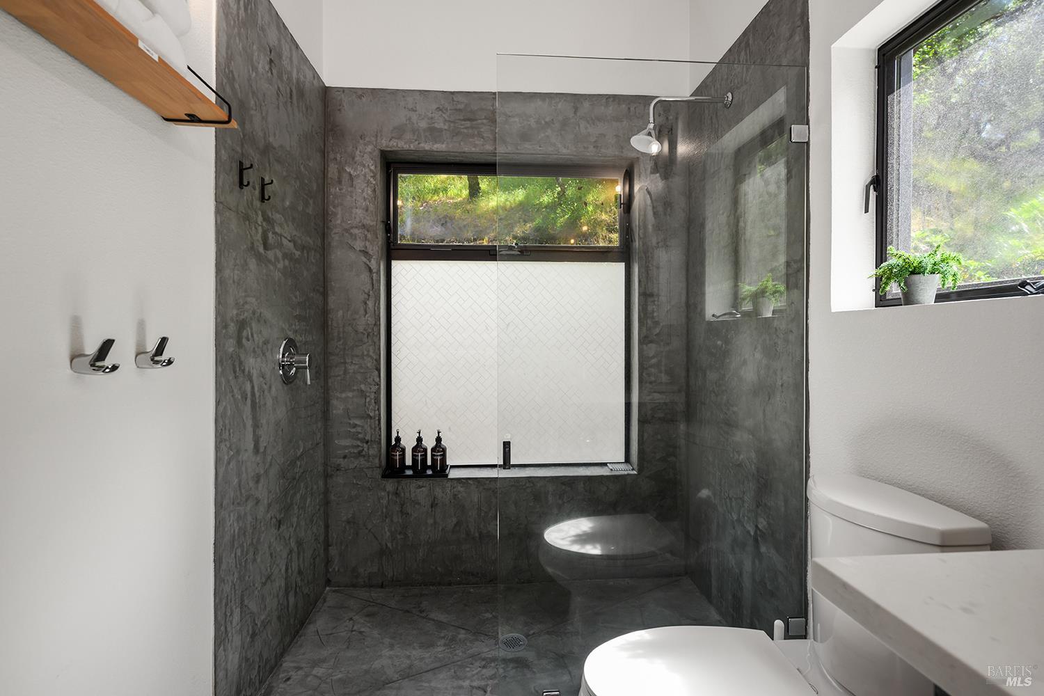 2563 Mill Creek Road Healdsburg CA 95448