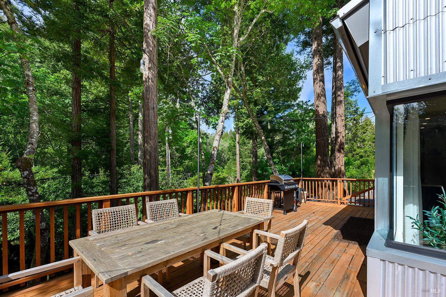 2563 Mill Creek Road Healdsburg CA 95448
