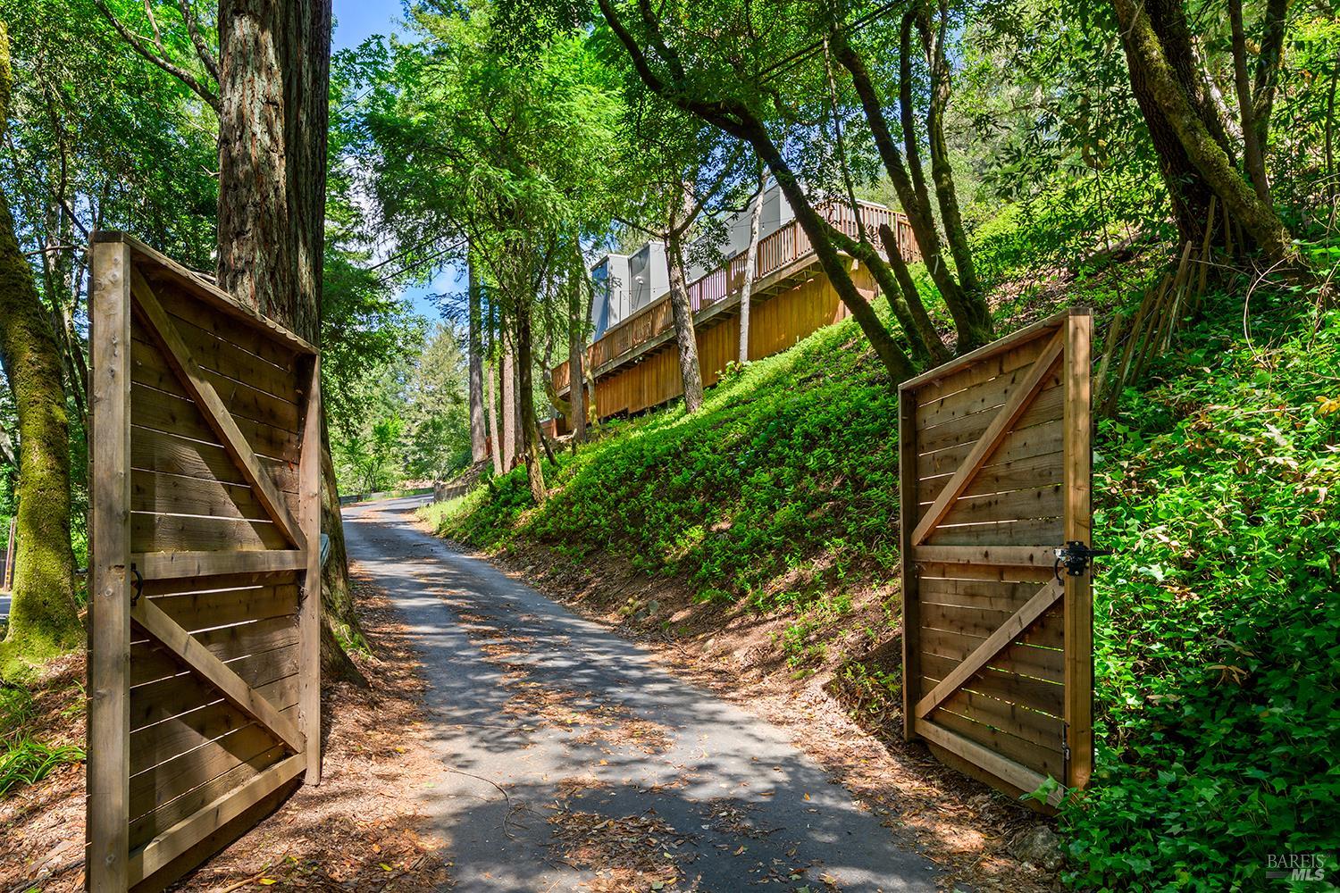 2563 Mill Creek Road Healdsburg CA 95448