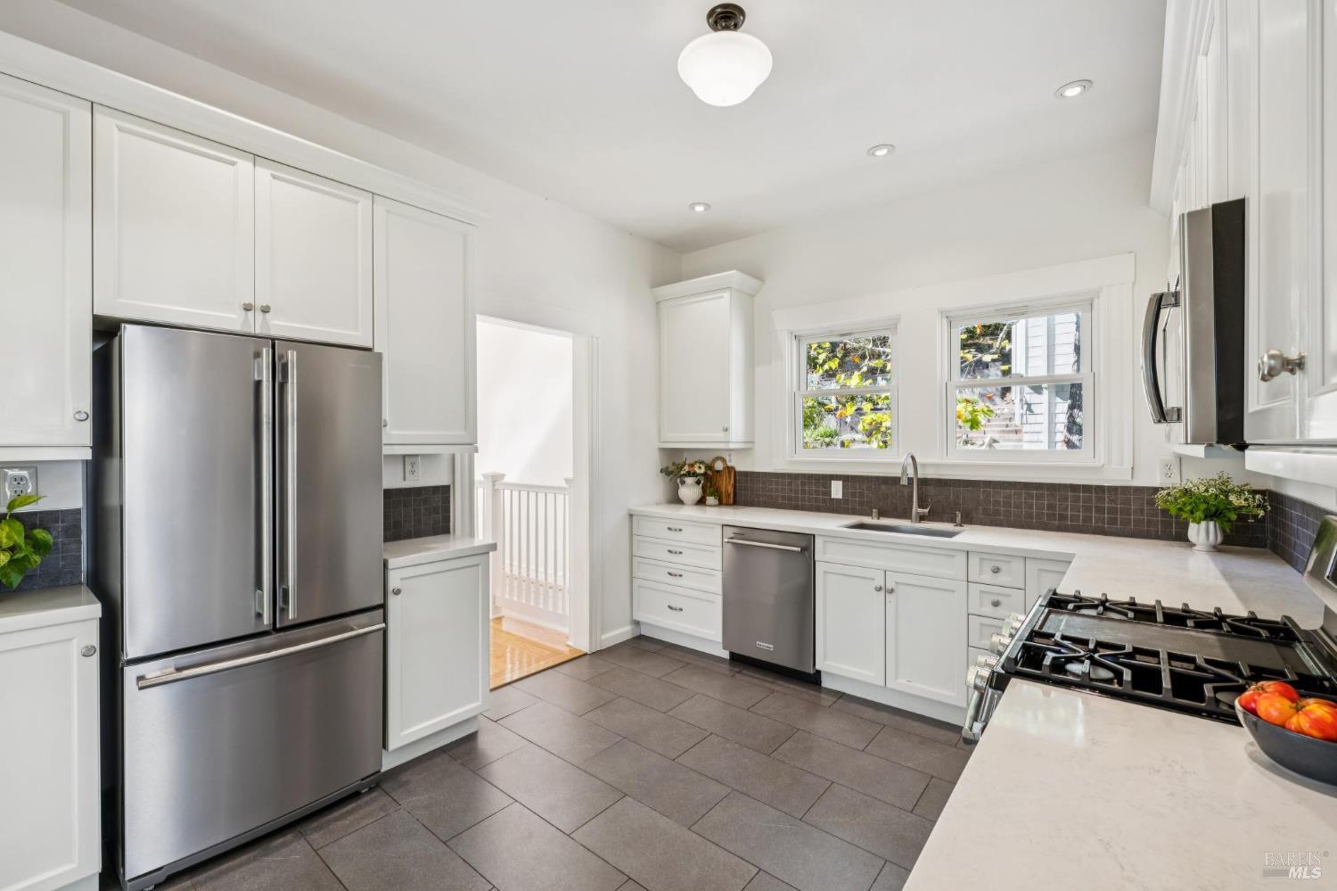 25 Foss Avenue San Anselmo CA 94960