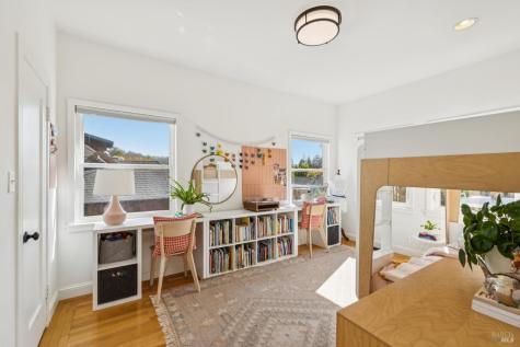 25 Foss Avenue San Anselmo CA 94960