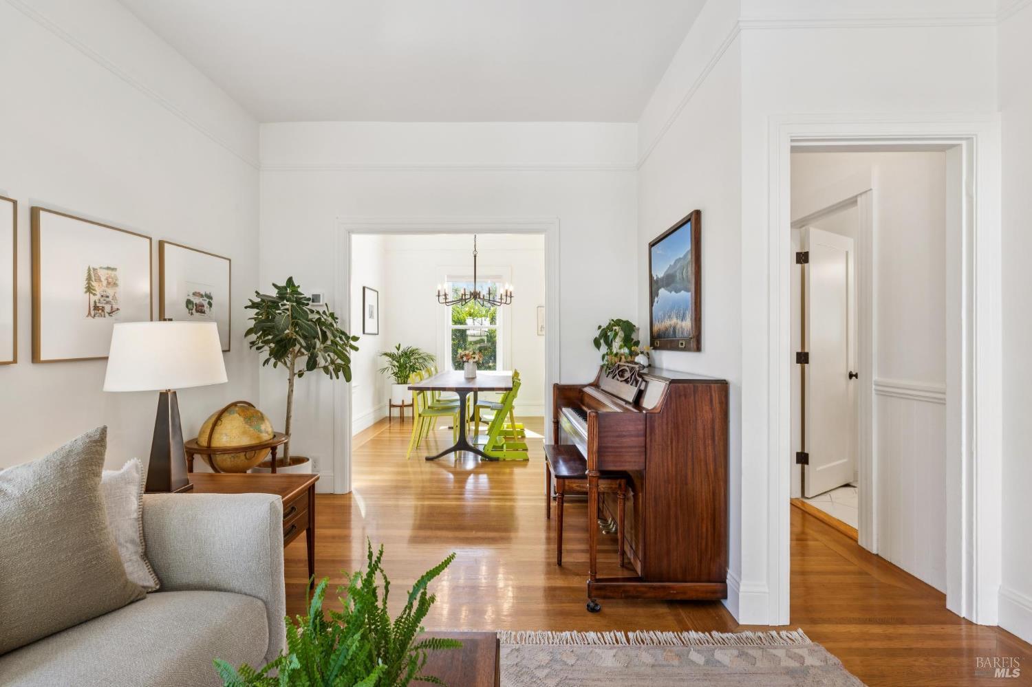 25 Foss Avenue San Anselmo CA 94960