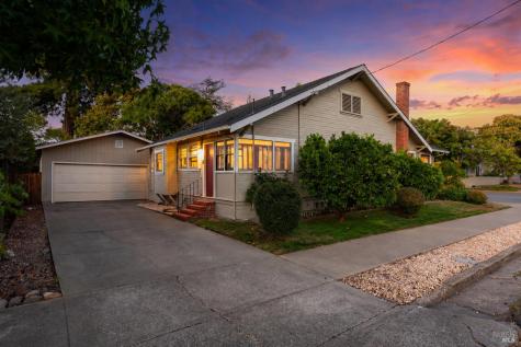 612 English Street Petaluma CA 94952