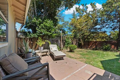 612 English Street Petaluma CA 94952