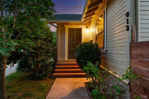 612 English Street Petaluma CA 94952