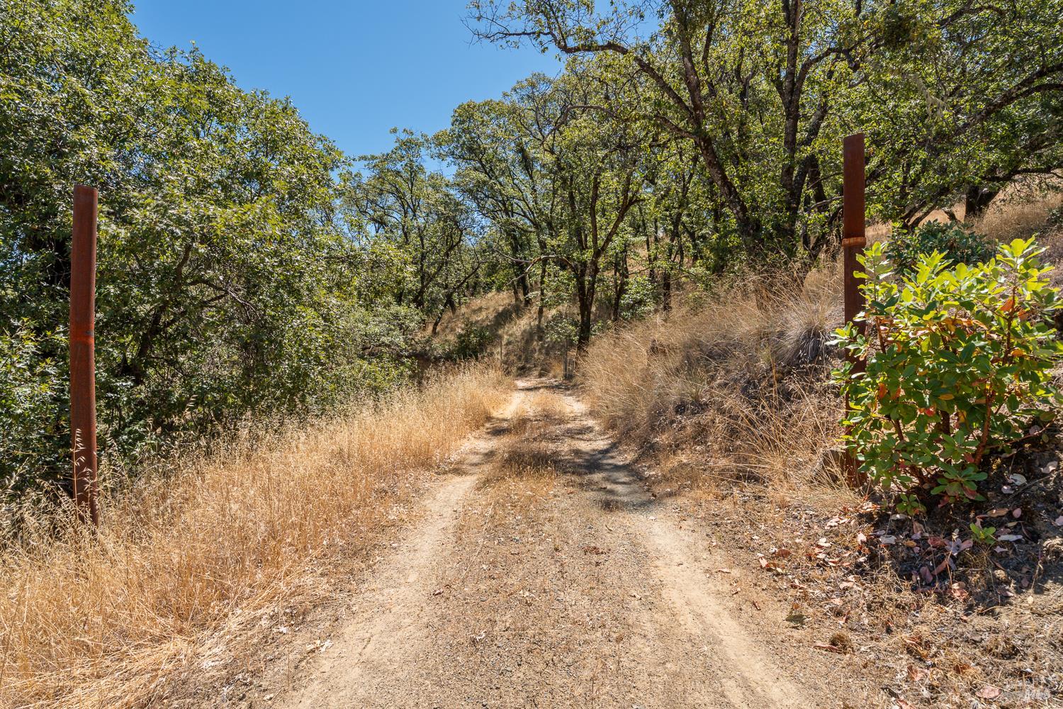 8970 Feliz Creek Drive Ukiah CA 95482