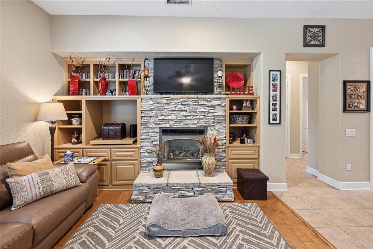 815 El Capitan Lincoln CA 95648