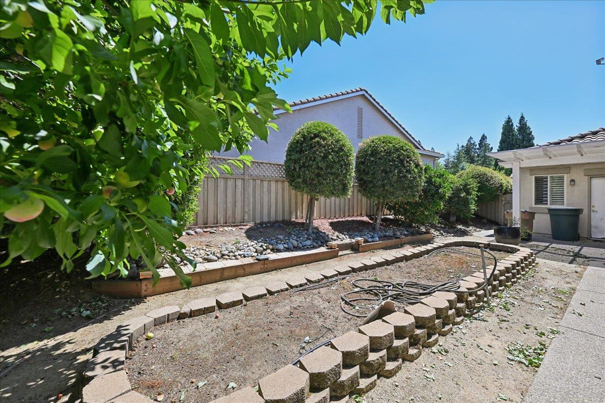 815 El Capitan Lincoln CA 95648