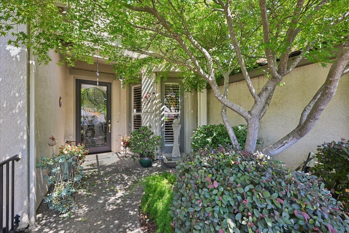 815 El Capitan Lincoln CA 95648