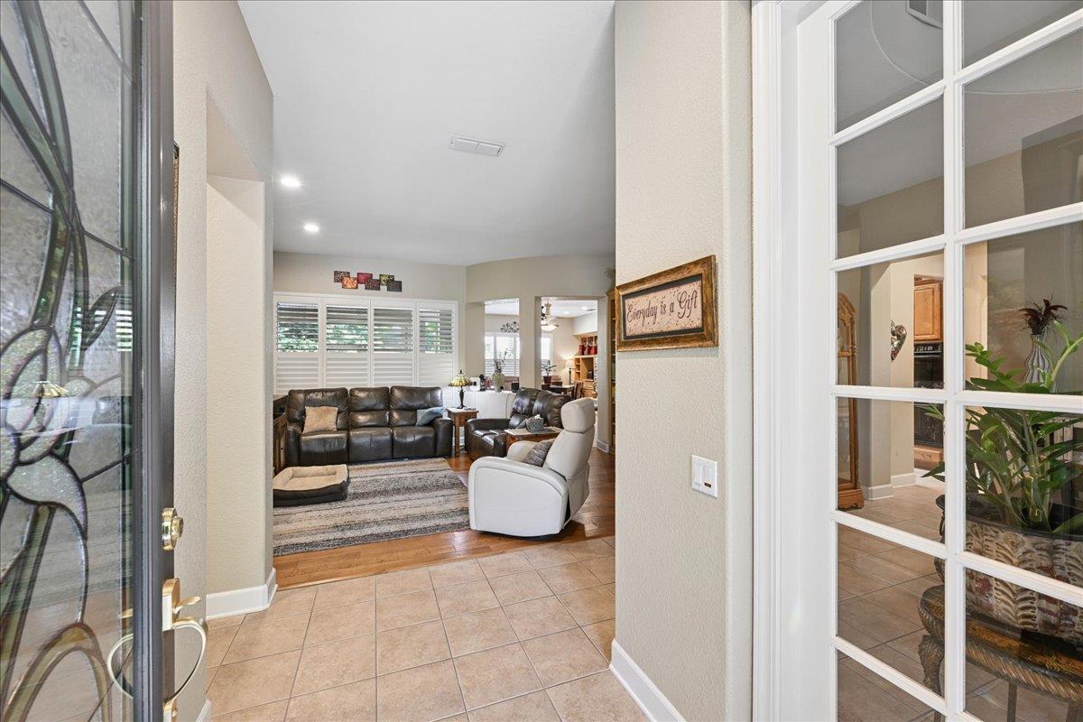 815 El Capitan Lincoln CA 95648