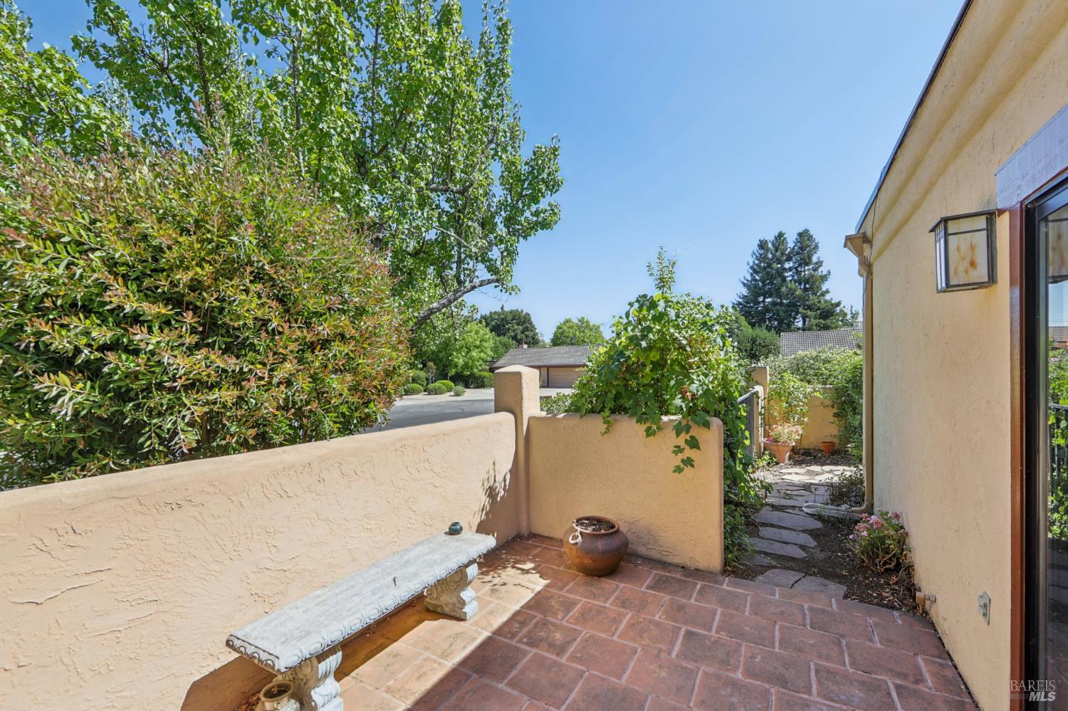 424 La Quinta Lane Sonoma CA 95476