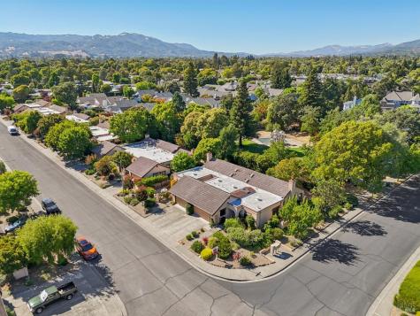 424 La Quinta Lane Sonoma CA 95476