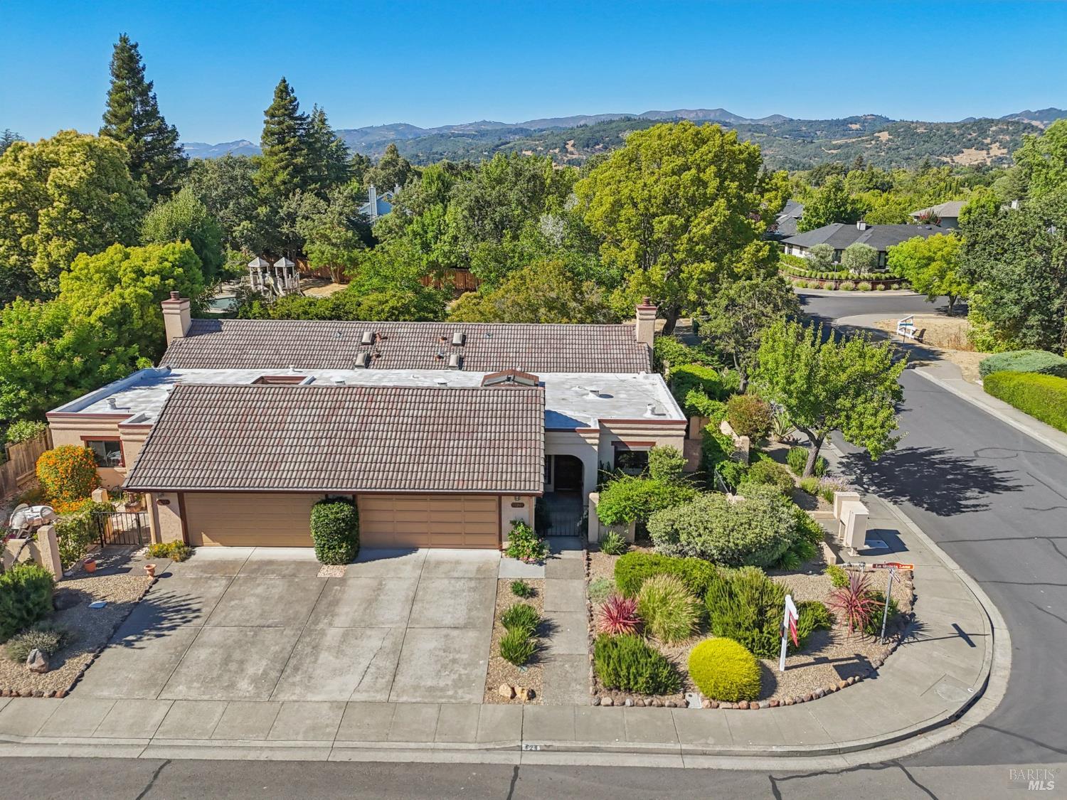 424 La Quinta Lane Sonoma CA 95476