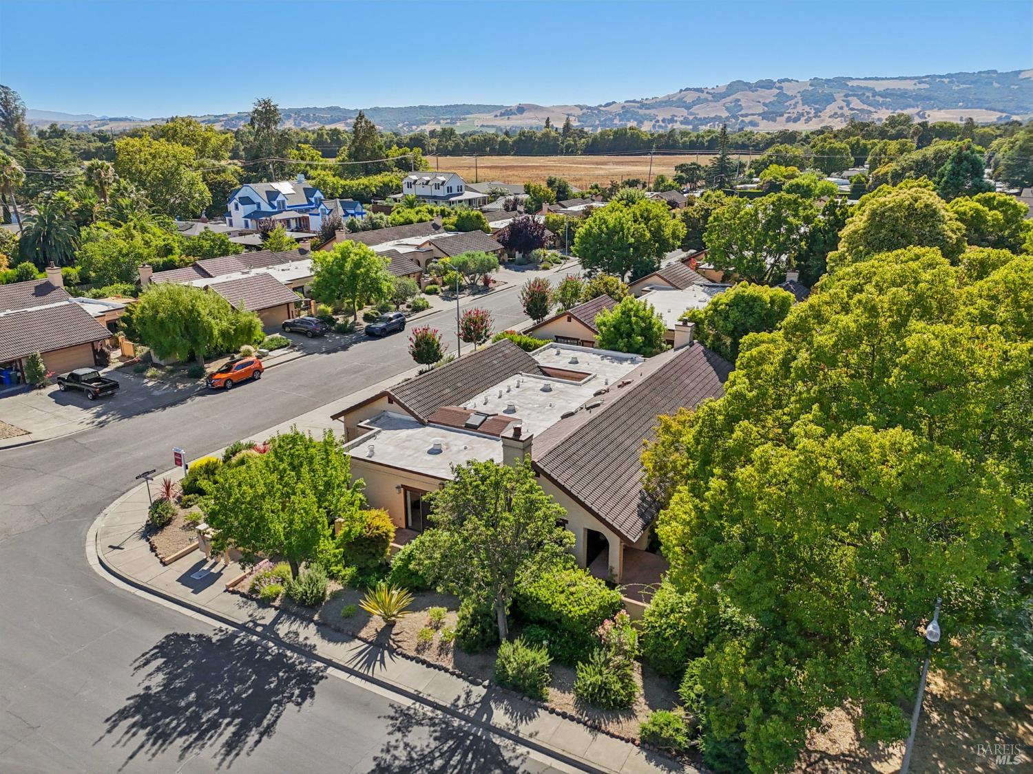 424 La Quinta Lane Sonoma CA 95476