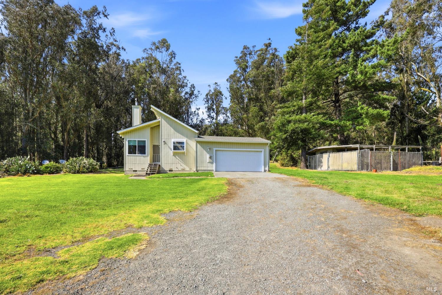 7470 Roblar Road Petaluma CA 94952
