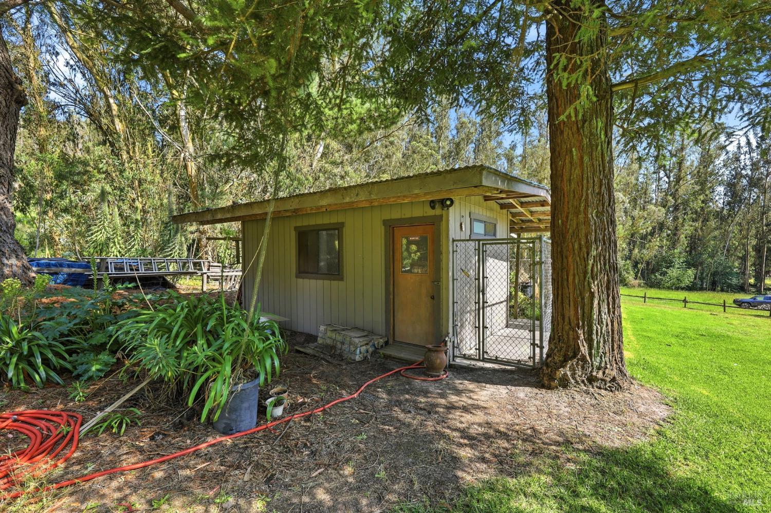 7470 Roblar Road Petaluma CA 94952
