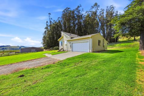 7470 Roblar Road Petaluma CA 94952