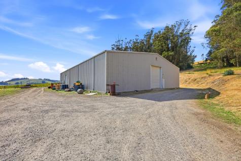 7470 Roblar Road Petaluma CA 94952