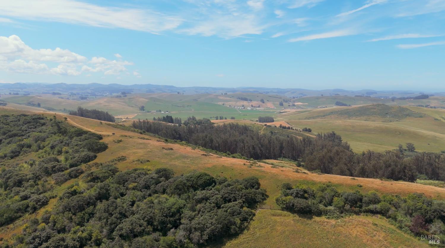 7470 Roblar Road Petaluma CA 94952