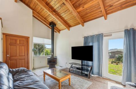 7470 Roblar Road Petaluma CA 94952