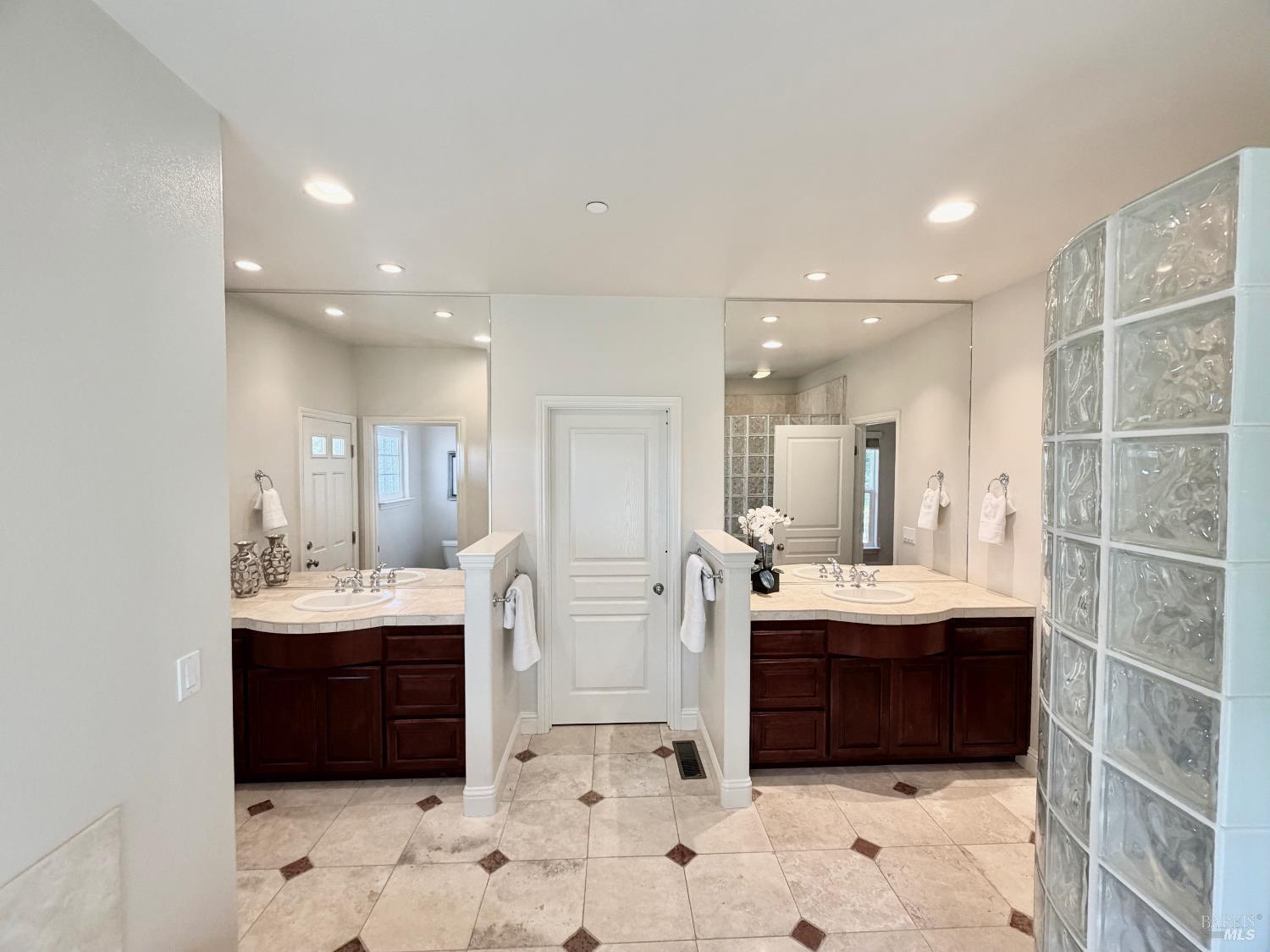702 Montebello Drive Santa Rosa CA 95403