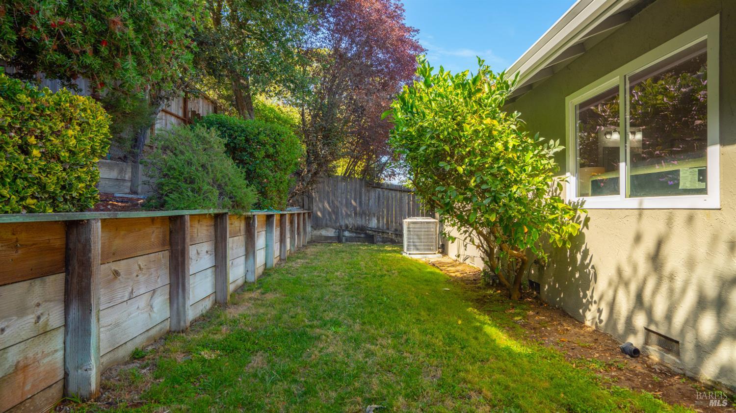 721 Elm Drive Petaluma CA 94952