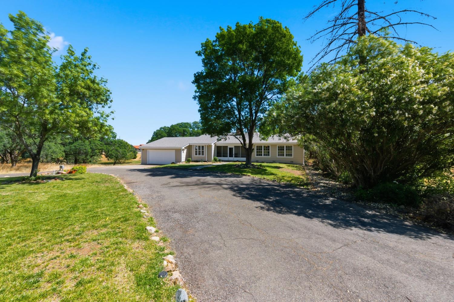 28463 El Camino Winters CA 95694