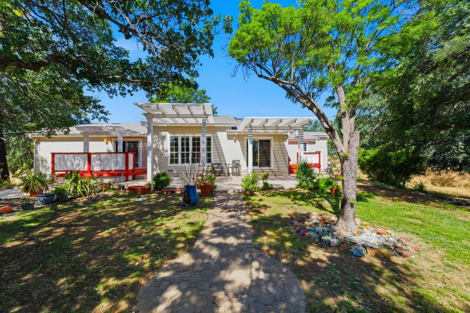 28463 El Camino Winters CA 95694