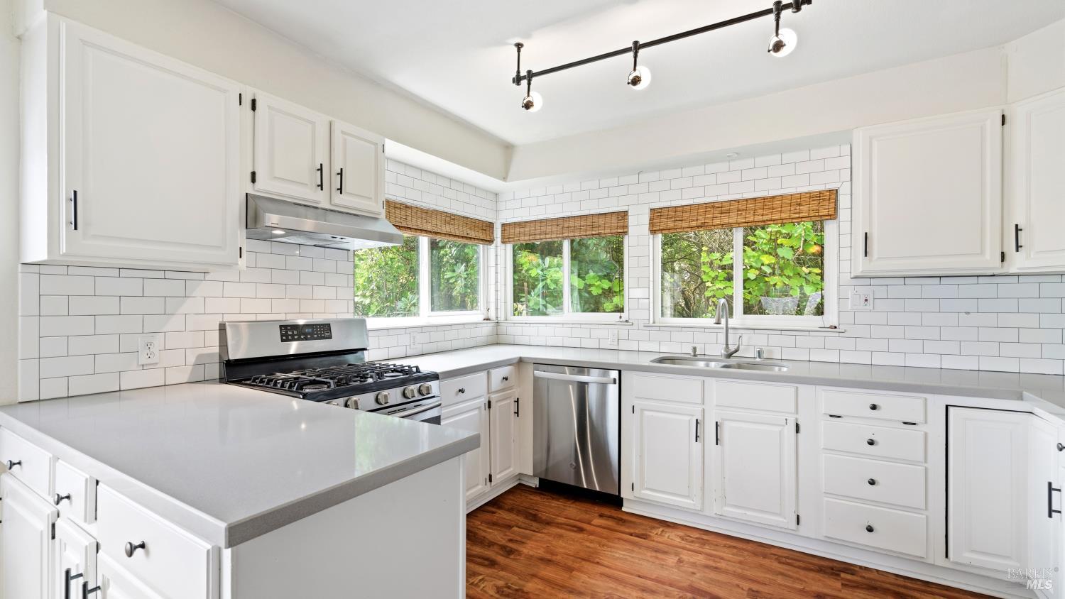 7778 Healdsburg Avenue Sebastopol CA 95472