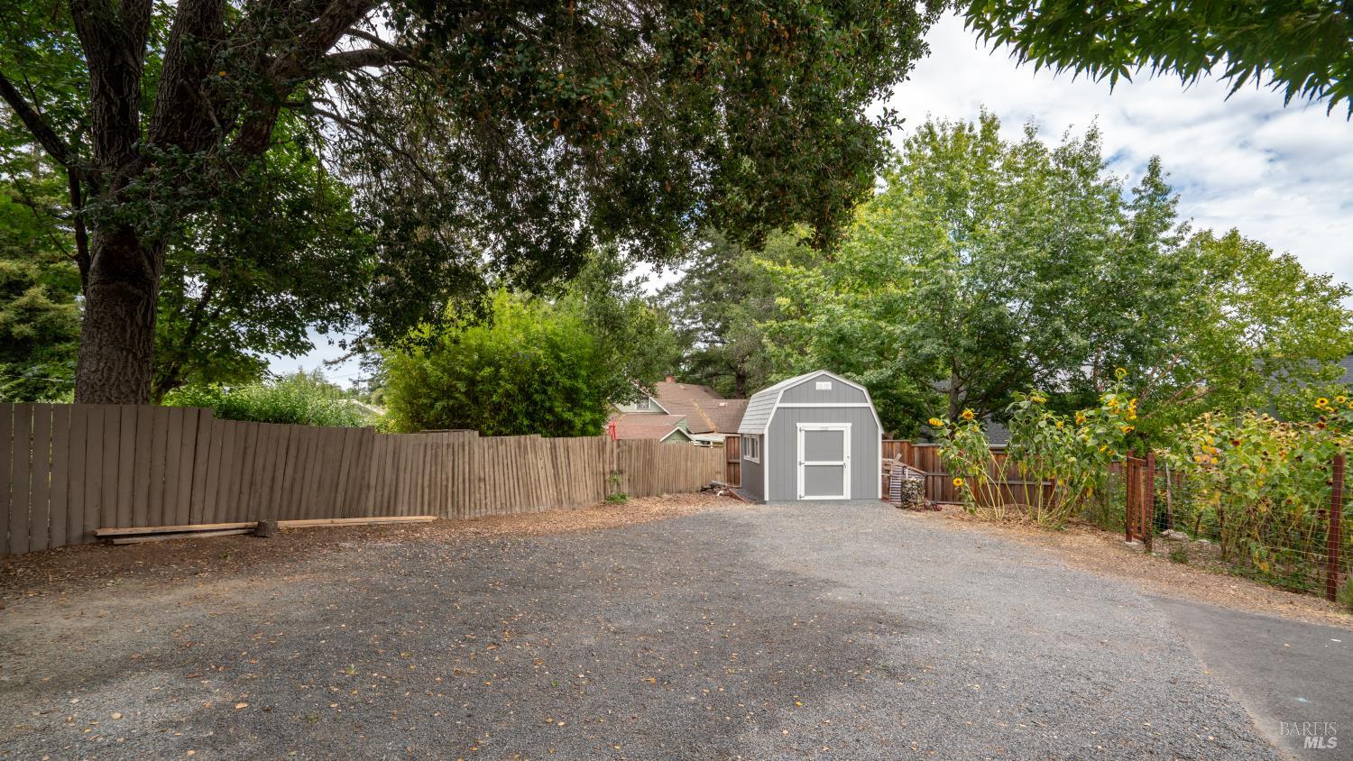 7778 Healdsburg Avenue Sebastopol CA 95472
