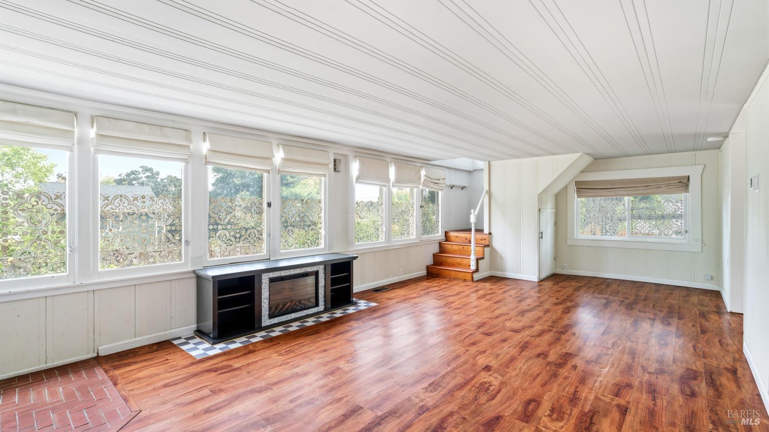 7778 Healdsburg Avenue Sebastopol CA 95472