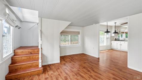 7776-7778 Healdsburg Avenue Sebastopol CA 95472
