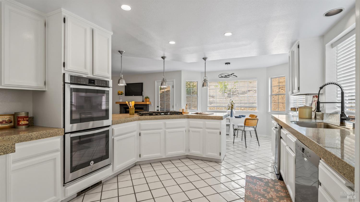 1252 B Street Petaluma CA 94952