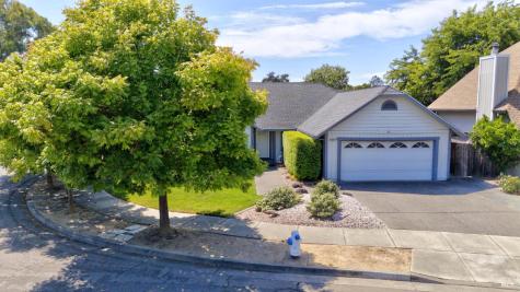 1321 Jennings Park Way Santa Rosa CA 95401