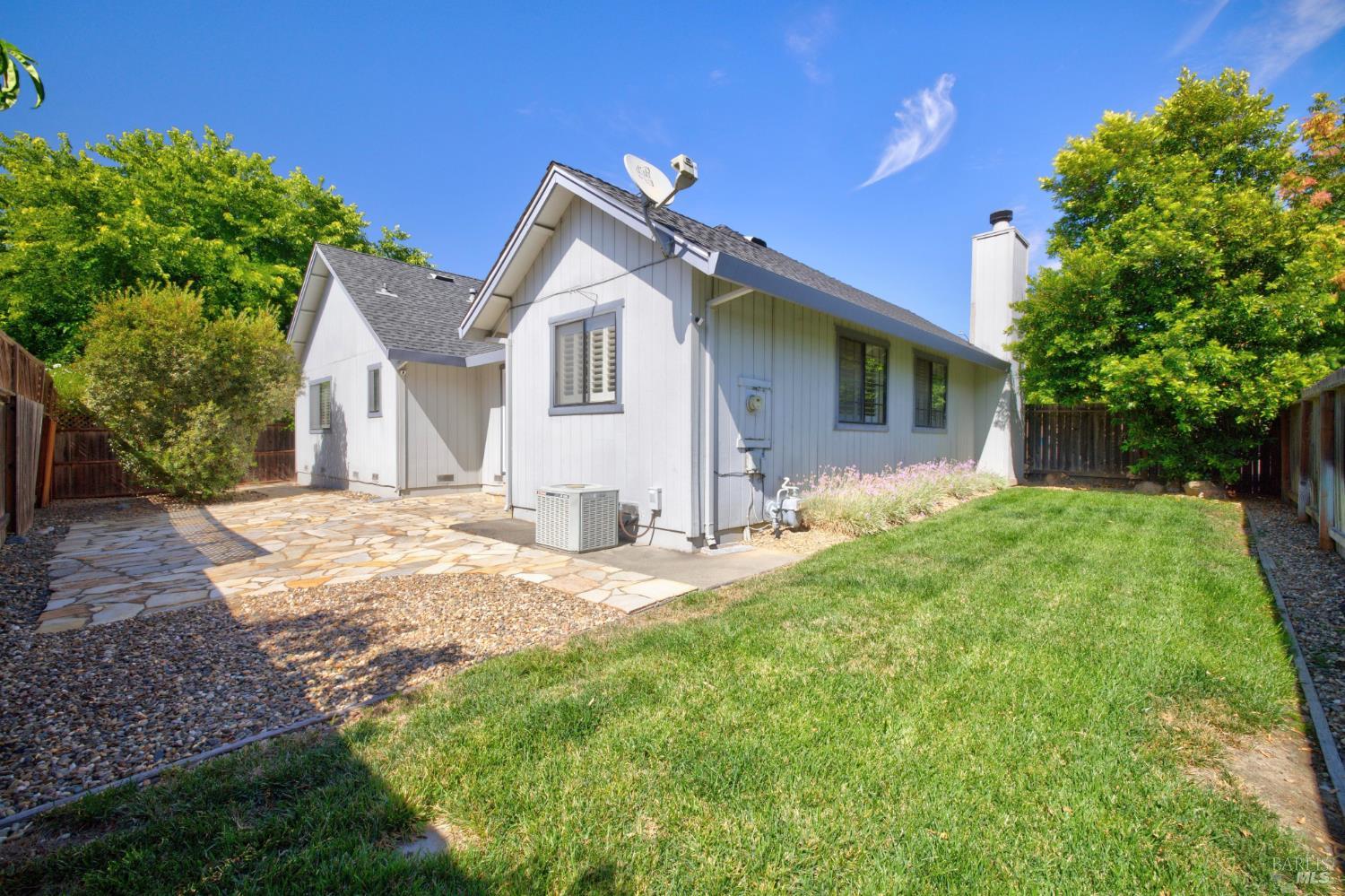 1321 Jennings Park Way Santa Rosa CA 95401