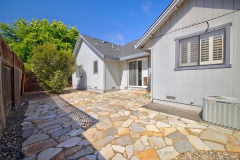 1321 Jennings Park Way Santa Rosa CA 95401