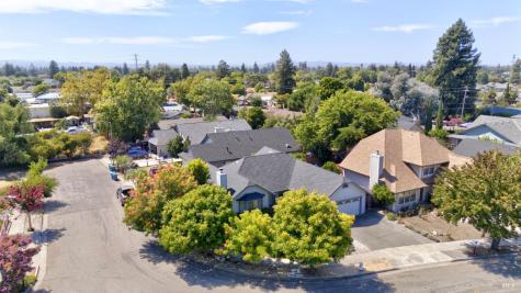 1321 Jennings Park Way Santa Rosa CA 95401