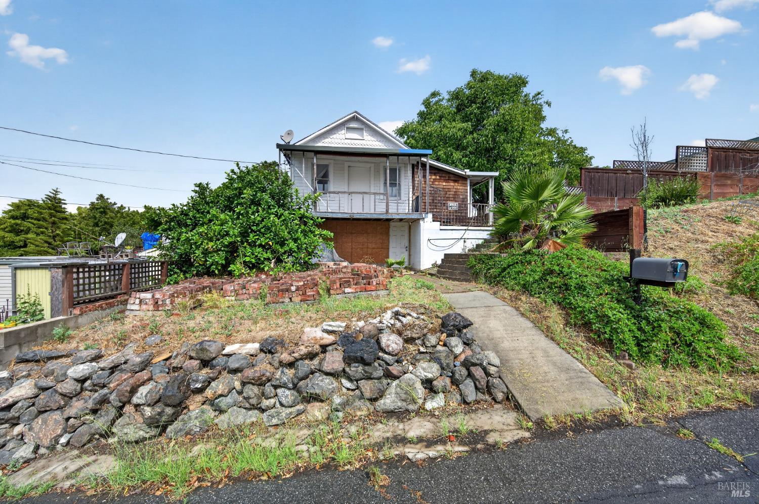 705 E 6th Street Benicia CA 94510