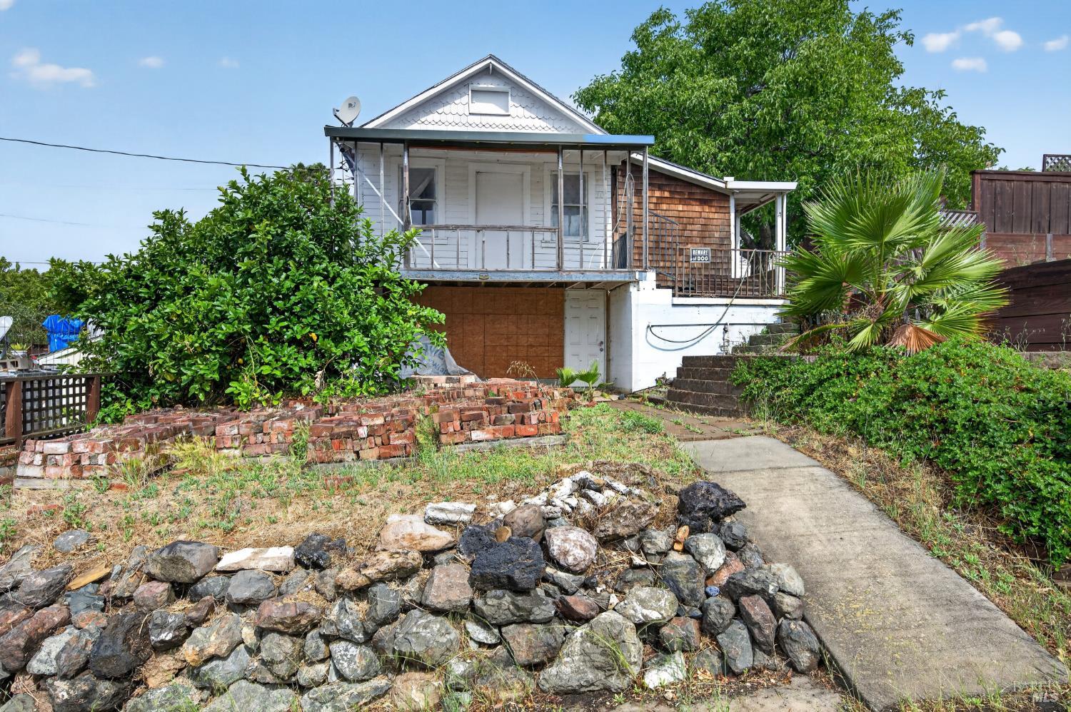 705 E 6th Street Benicia CA 94510