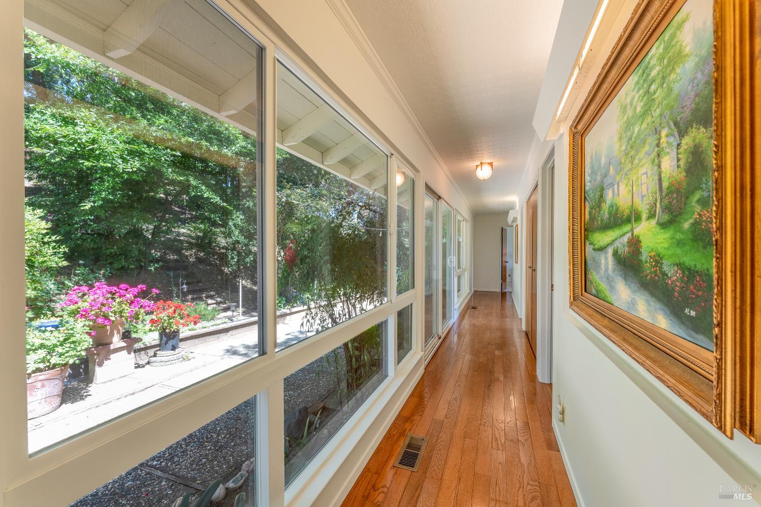 925 Knob Hill Road Ukiah CA 95482